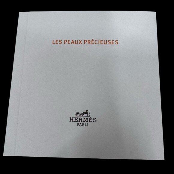 Hermès Les Peaux Précieuses Booklet Leather Guide Care Authentic Card Envelope - Picture 5 of 12